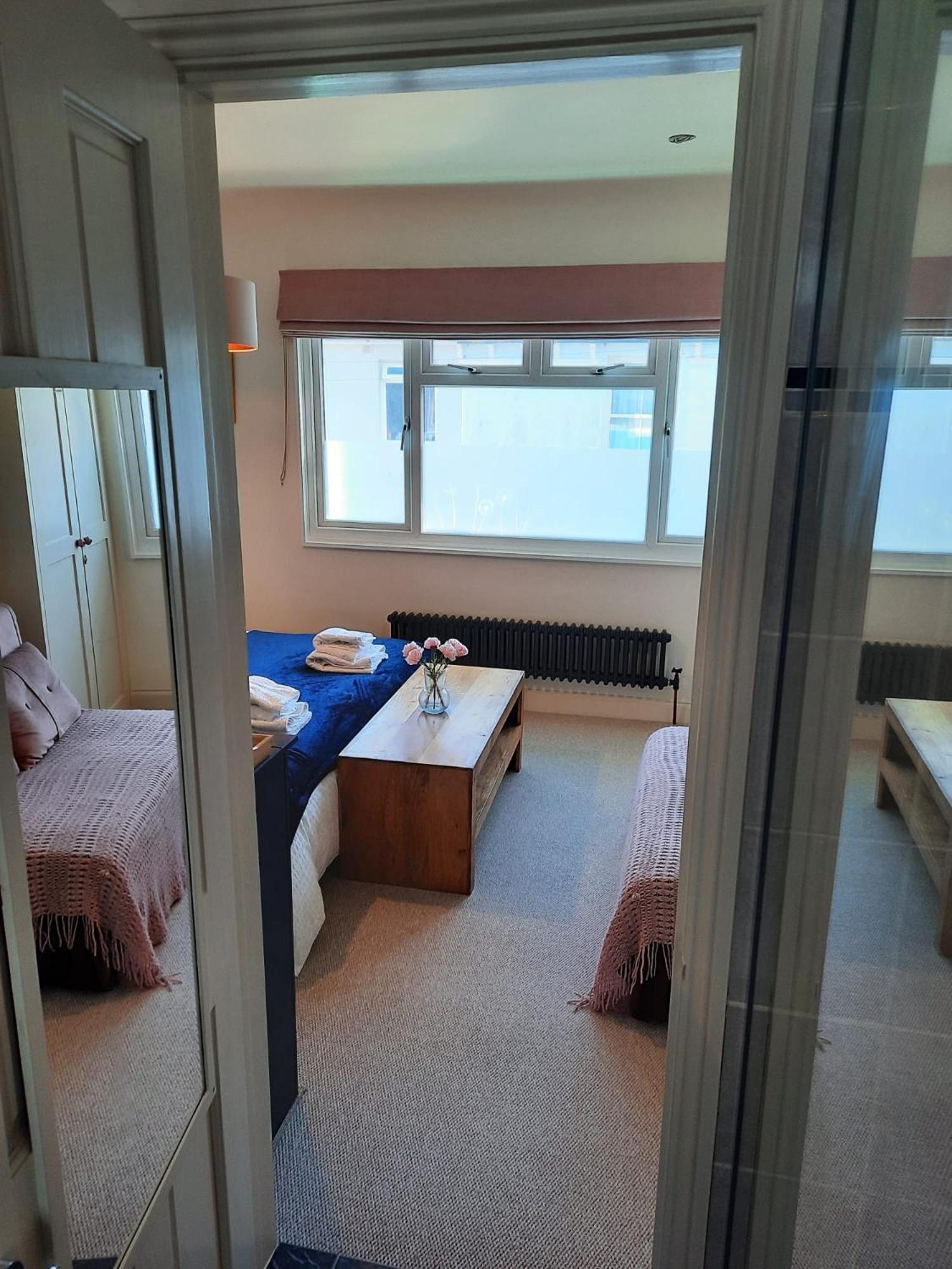 Super King Bedroom With Large Ensuite Séjour chez l'habitant Hove